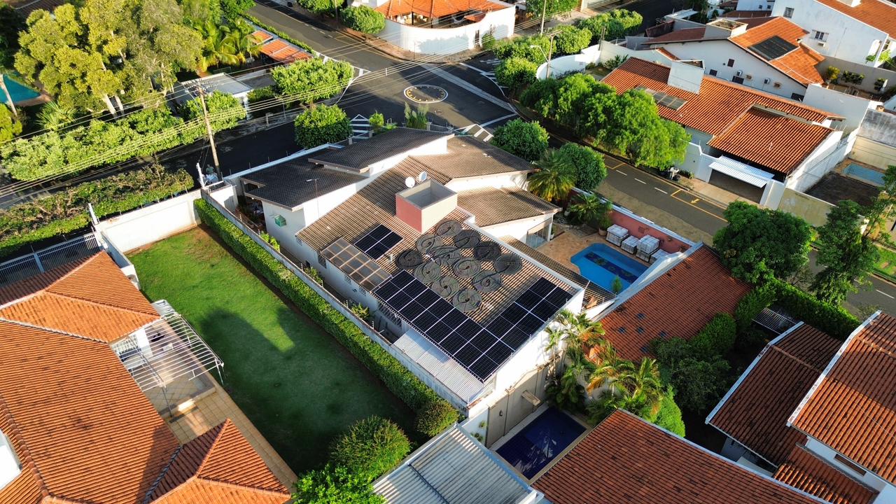 Projeto de energia solar instalado pela Fotovoltaica Rio Preto